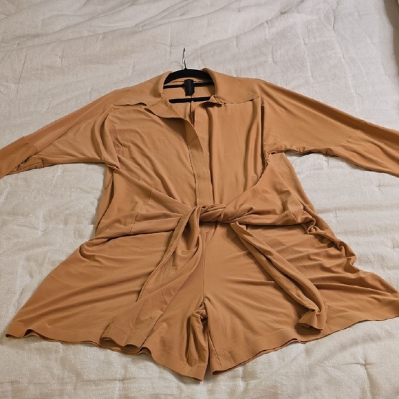 Norma Kamali Beige Long Sleeve Wrap Jumpsuit - Picture 8 of 14